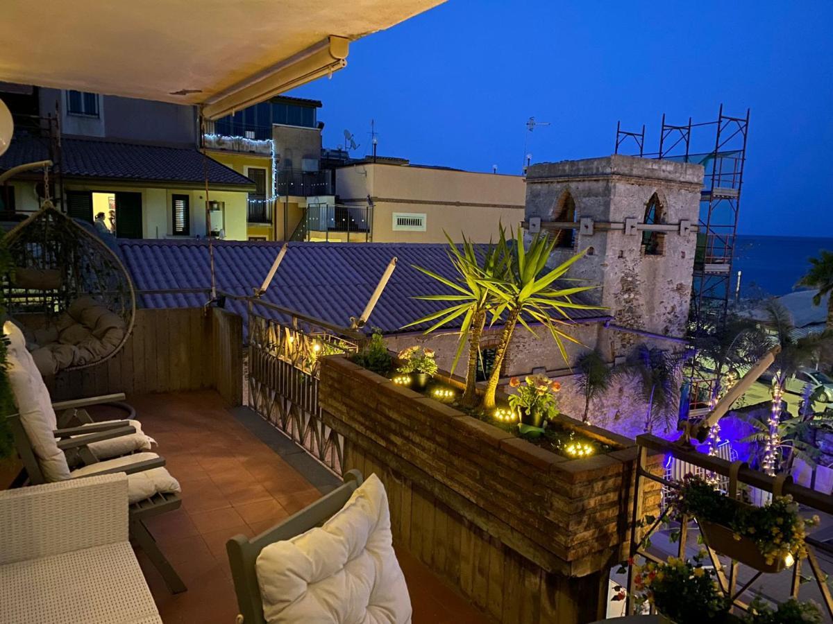 Apartamento Taormina By The Sea Mazzeo Exterior foto